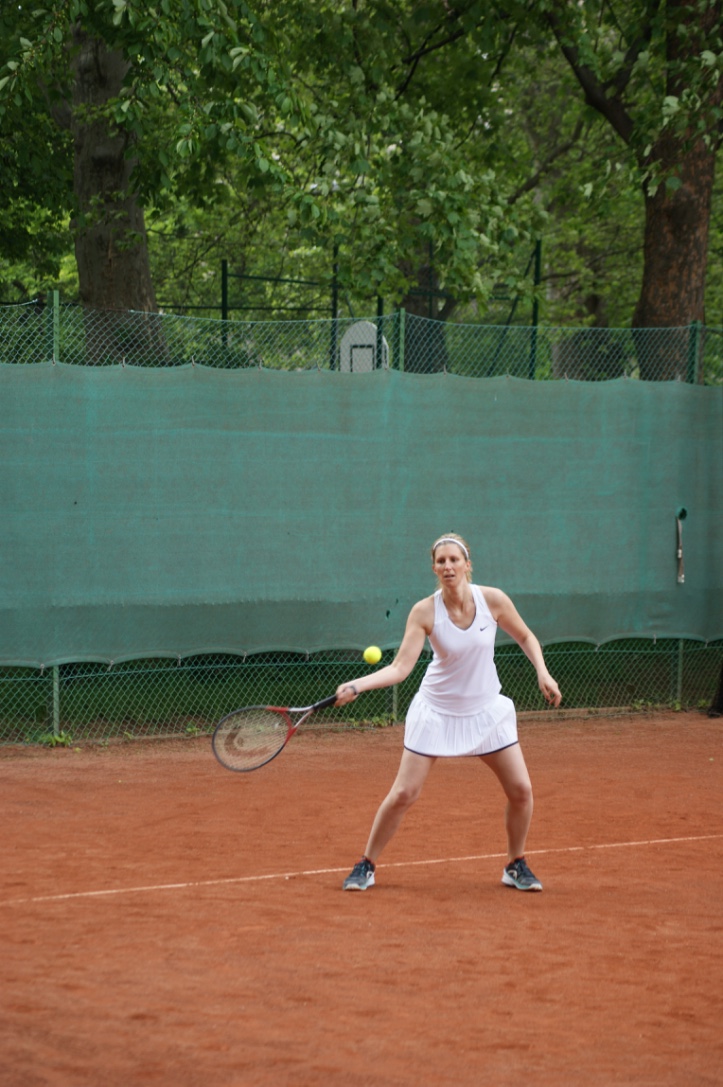 Nina bei der Vorhand