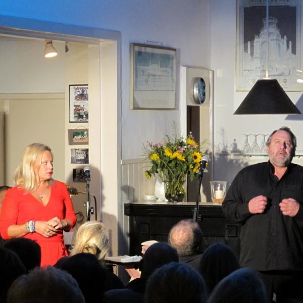 Und bald auch Lieder, beim einmaligen "Wien für Anfänger"